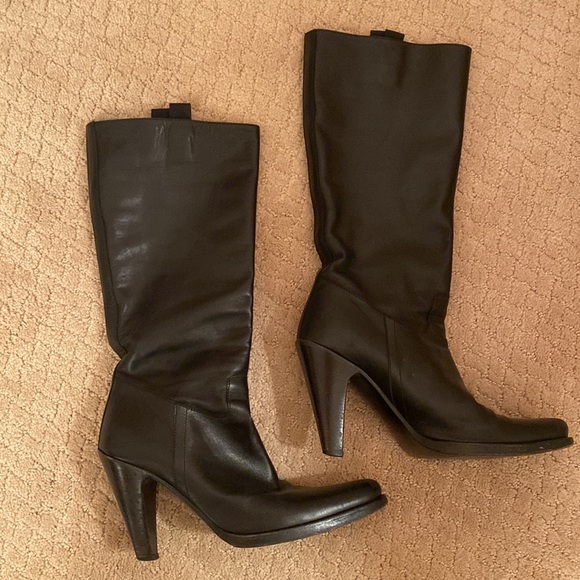 Prada Leather Heeled Boots - Vera Cuoio Size 36.5 - Picture 3 of 9
